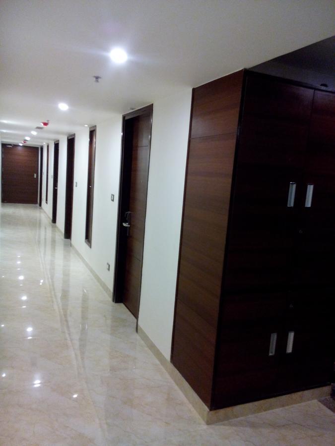 Hotel Ascent Biz Noida Exterior photo