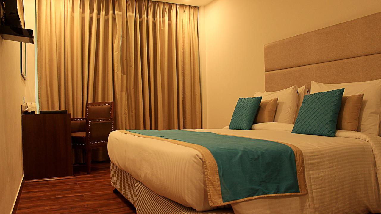 Hotel Ascent Biz Noida Exterior photo